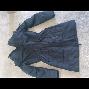 Abercrombie thigh length winter coat, size medium. Adjustable waistline.